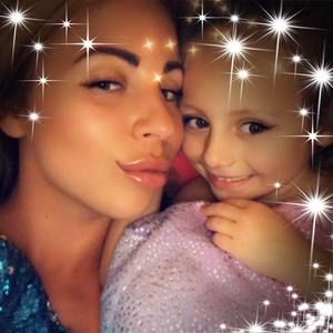 Meet your Posher, Vanessa